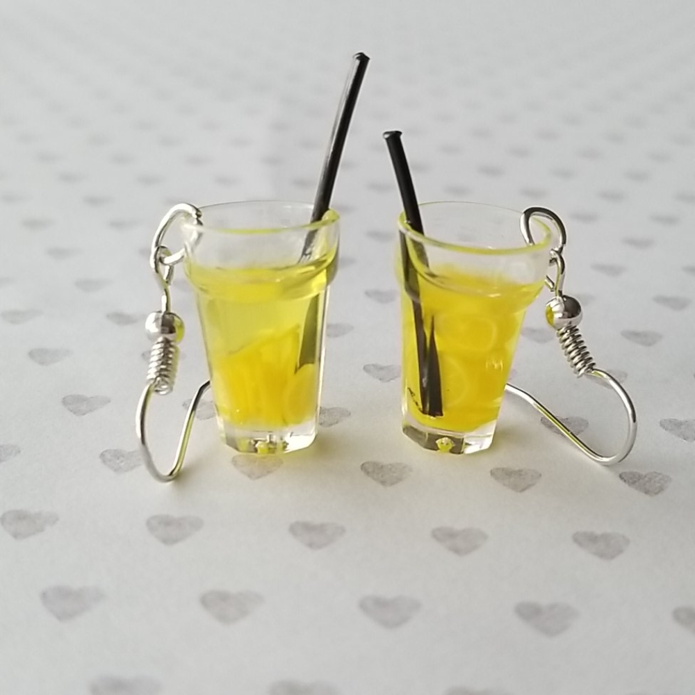 [SOLD] Summer Lemonade Earrings